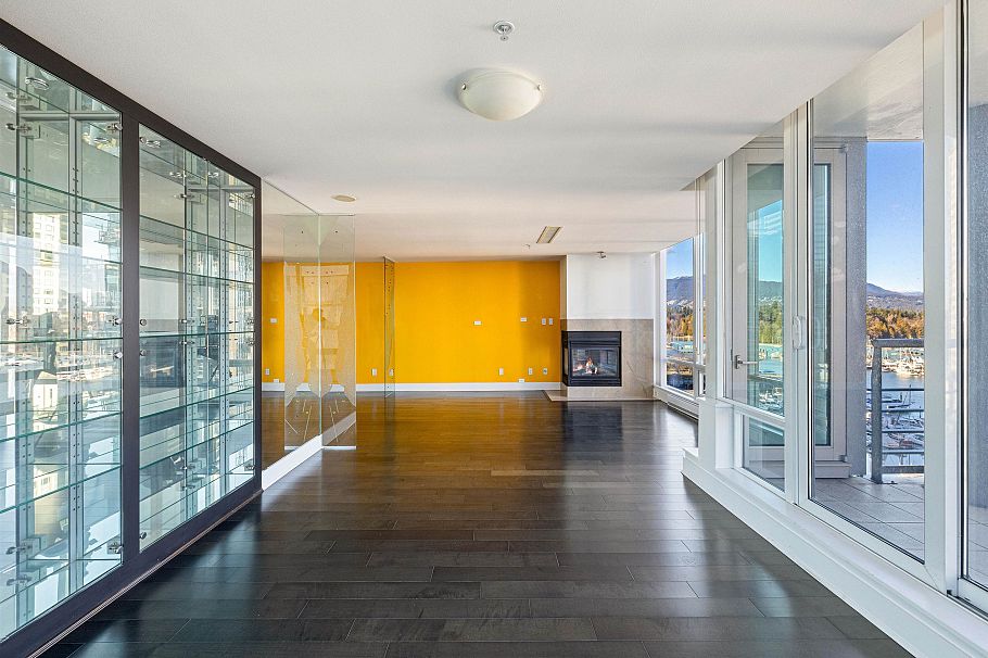 1002 499 Broughton Street Vancouver, BC - 13