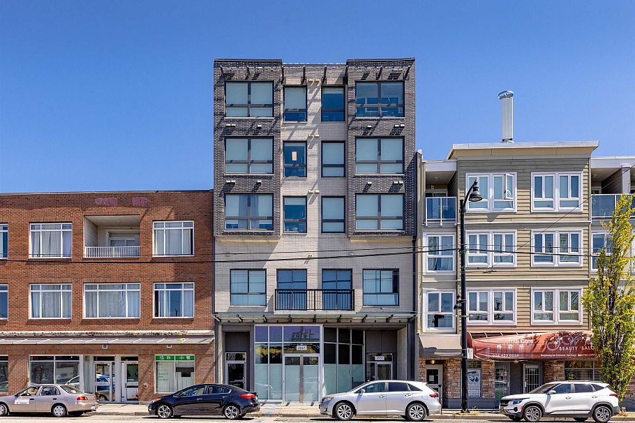 503 2551 KINGSWAY, Vancouver BC V5R 5H3 Vancouver, BC - 1