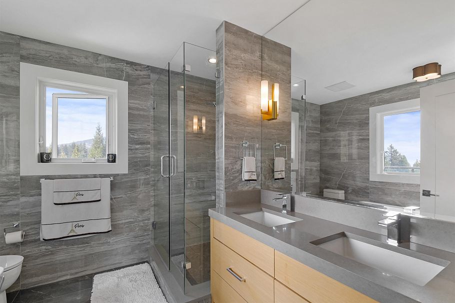 1033 Prospect Avenue North Vancouver, BC - 15