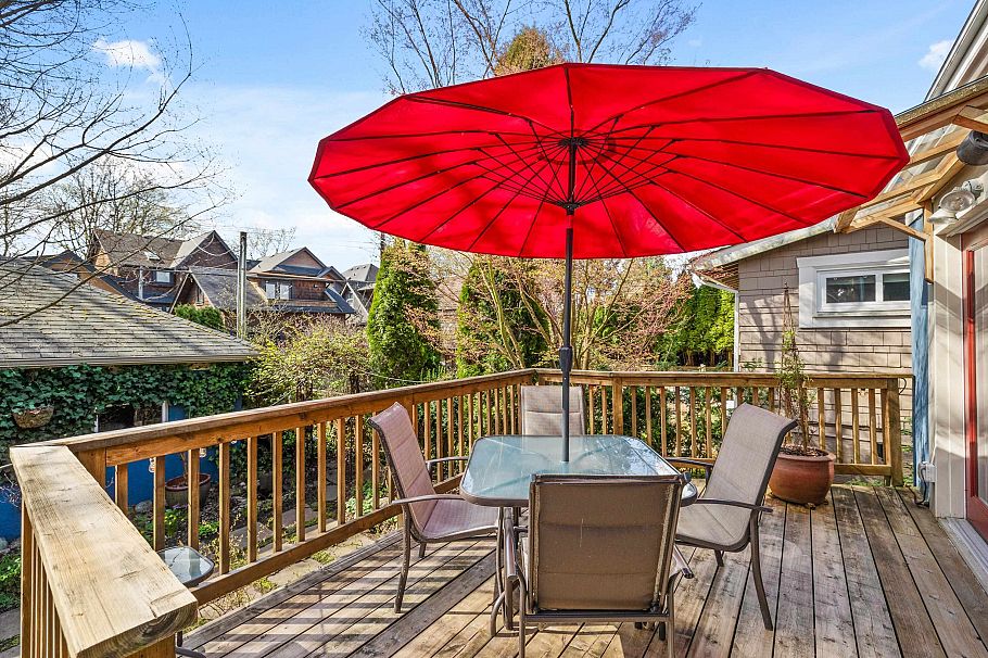 2906 W 12th Avenue Vancouver, BC - 20