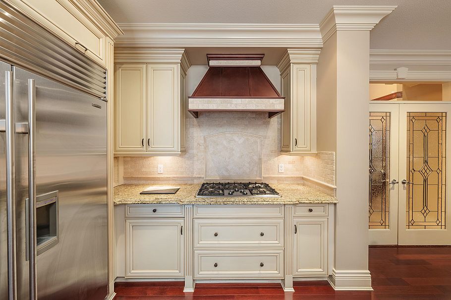 607 W 53 Avenue Vancouver, BC - 14