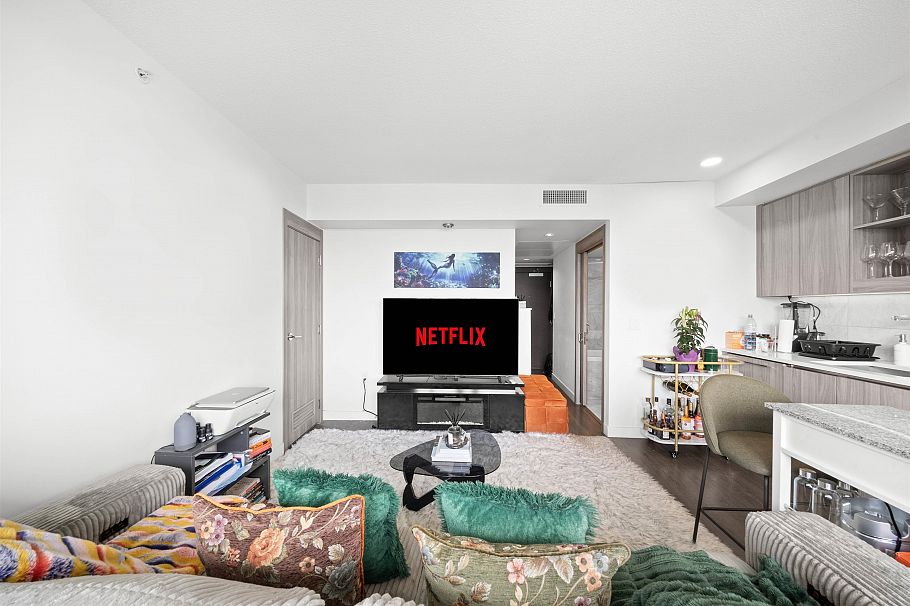 2304 89 Nelson Street Vancouver, BC - 5