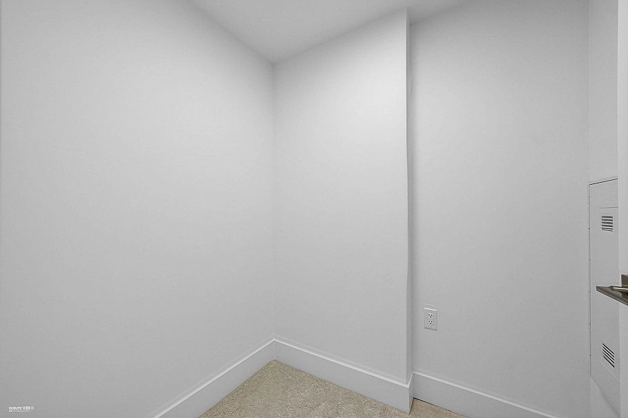 202 2075 E 1st Avenue Vancouver, BC - 18