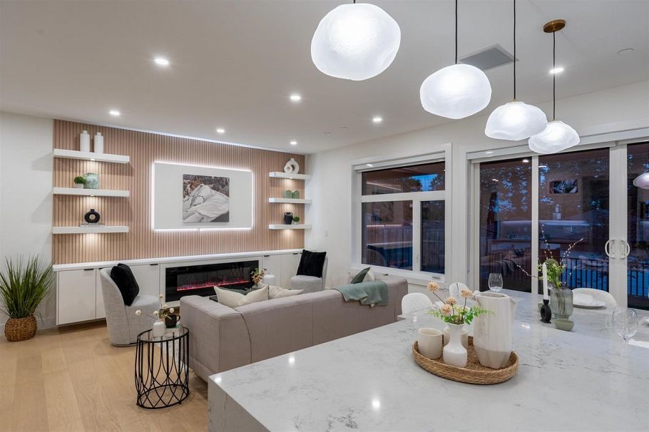 2 3576 E Pender Street Vancouver, BC - 7