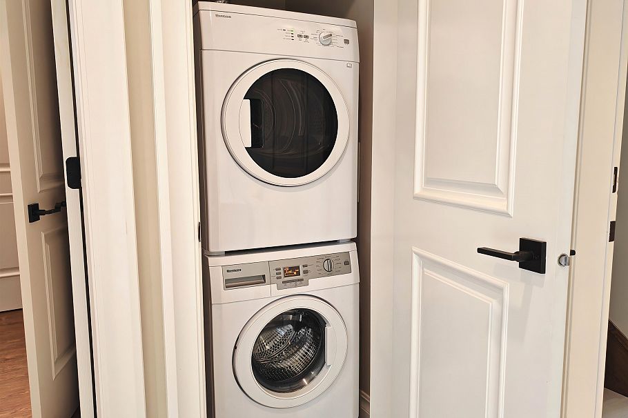 3520 W 37th Avenue Vancouver, BC - 38