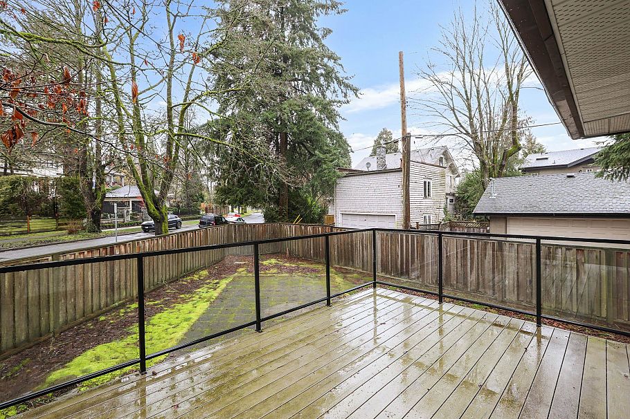 1091 Richelieu Avenue Vancouver, BC - 12