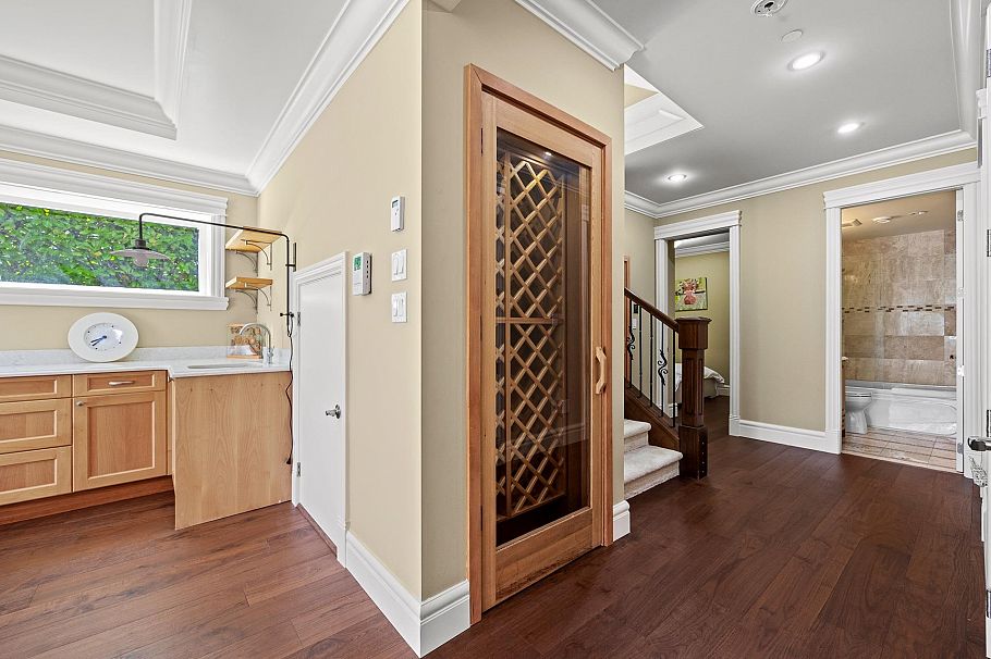 4042 W 34th Avenue Vancouver, BC - 30