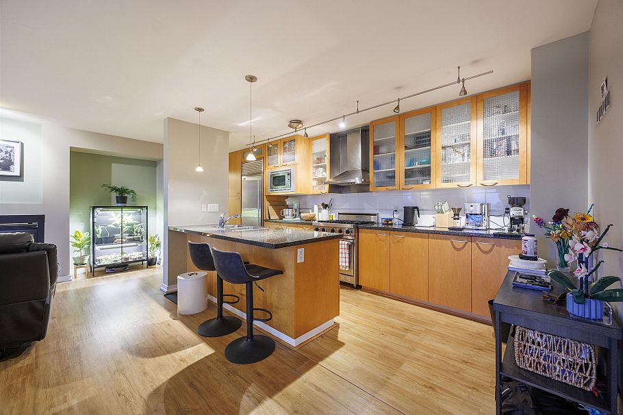 2801 969 Richards Street Vancouver, BC - 11