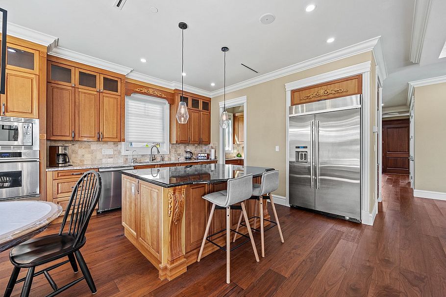 4042 W 34th Avenue Vancouver, BC - 18