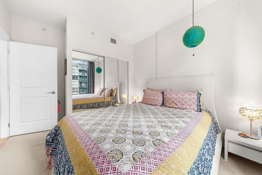 1101 1211 Melville Street Vancouver, BC - 14