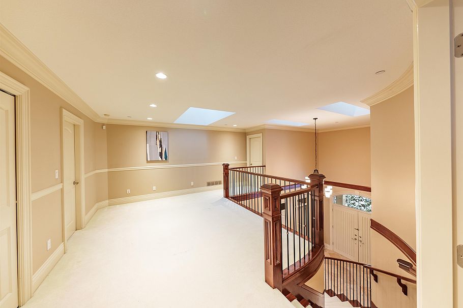 607 W 53 Avenue Vancouver, BC - 23