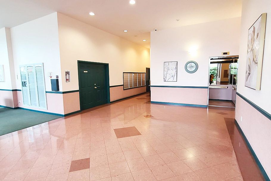 604 5899 Wilson Avenue Burnaby, BC - 34