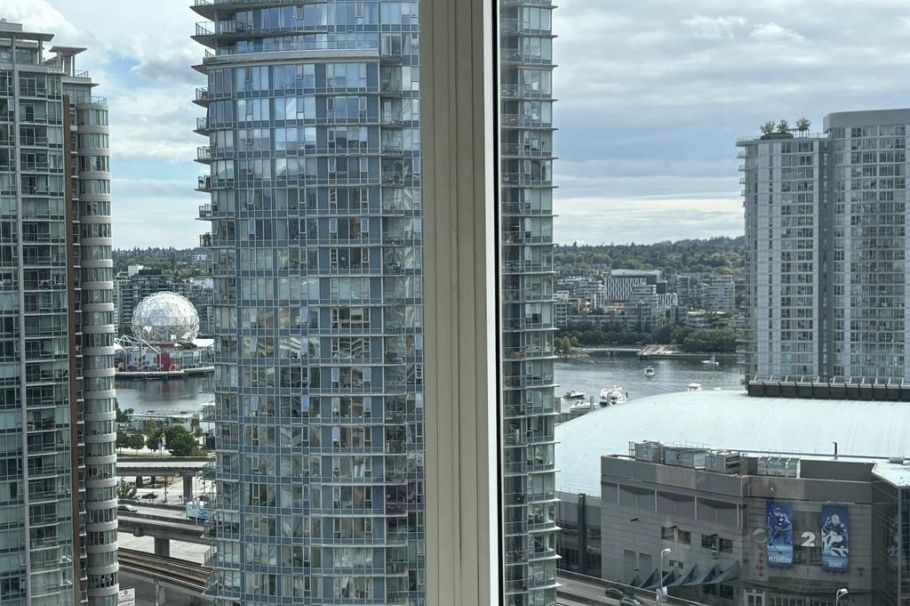 2204 183 Keefer Place Vancouver, BC - 30