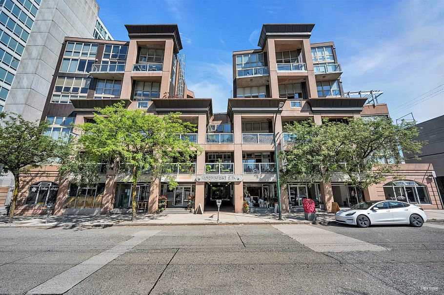 404 1529 W 6th Avenue Vancouver, BC - 29