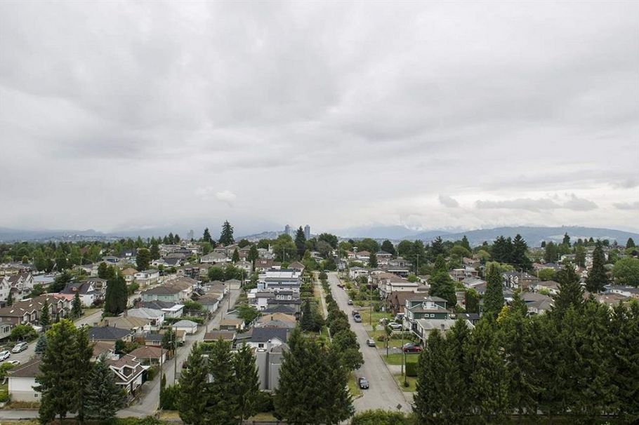 1408 5189 Gaston Street Vancouver, BC - 4