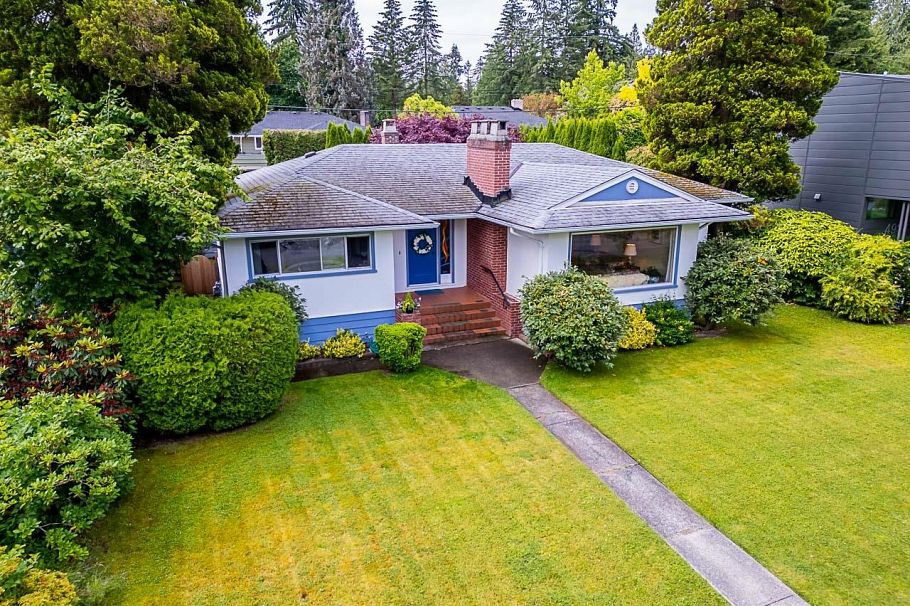 4930 Queensland Road Vancouver, BC - 32