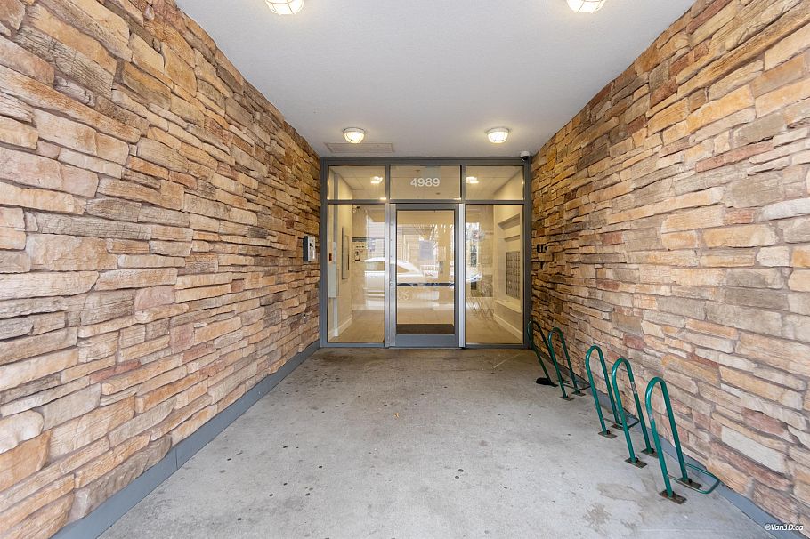 210 4989 Duchess Street Vancouver, BC - 16