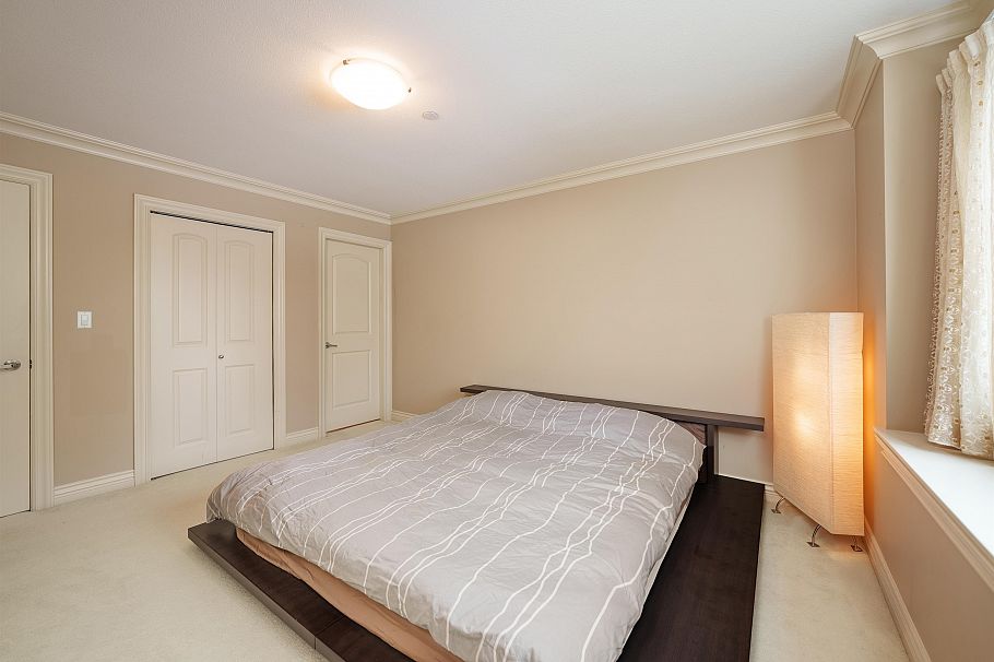 607 W 53 Avenue Vancouver, BC - 31