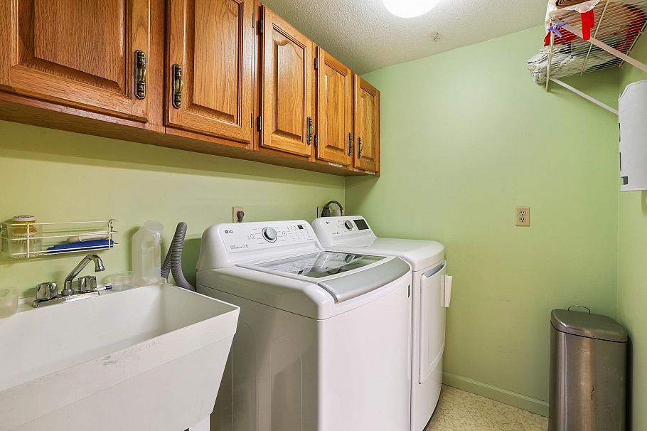 1091 Richelieu Avenue Vancouver, BC - 29