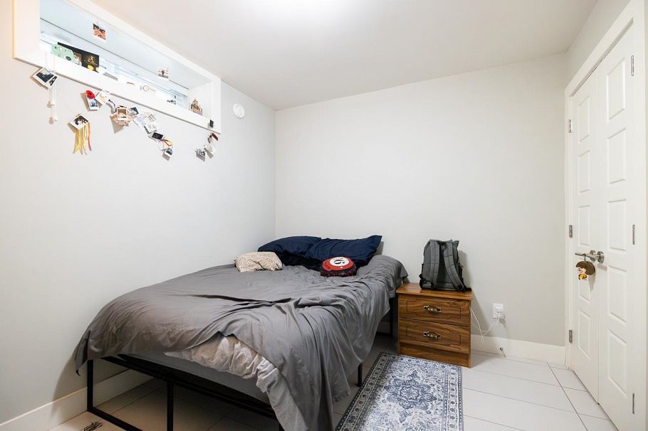 2388 E 2nd Avenue Vancouver, BC - 37