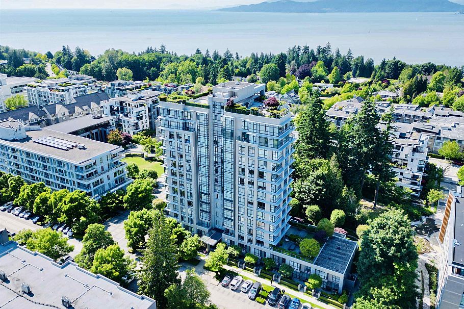601 5989 Walter Gage Road Vancouver, BC - 2