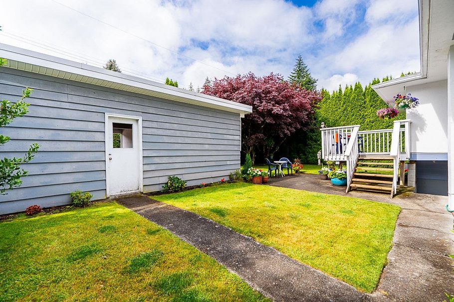 4930 Queensland Road Vancouver, BC - 26