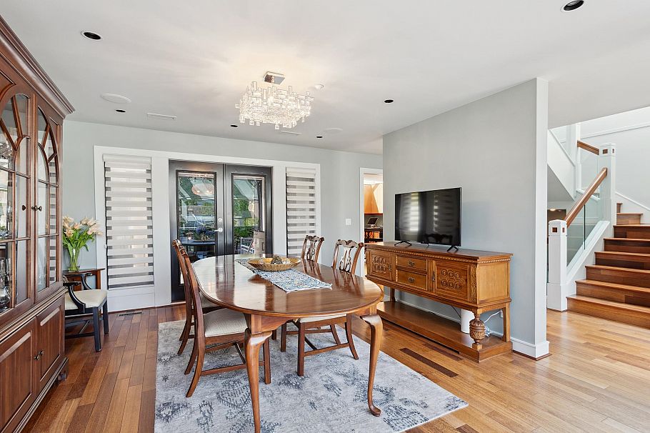 4468 W 1st Avenue Vancouver, BC - 16