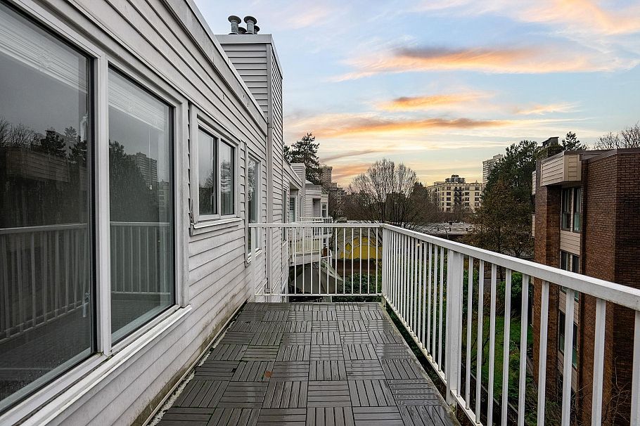 403 1147 Nelson Street Vancouver, BC - 26