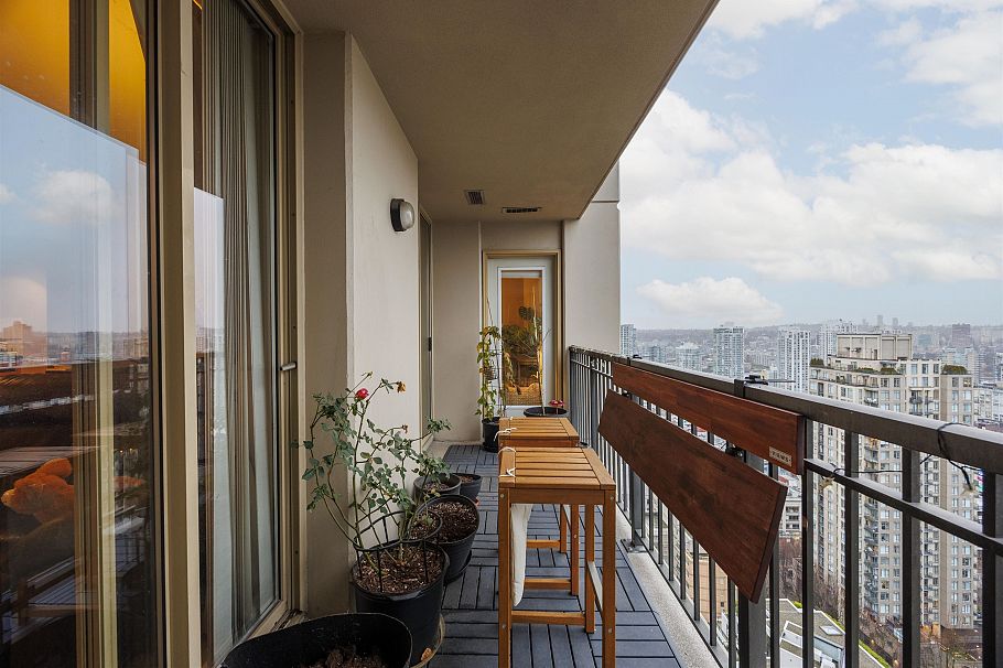 2801 969 Richards Street Vancouver, BC - 4