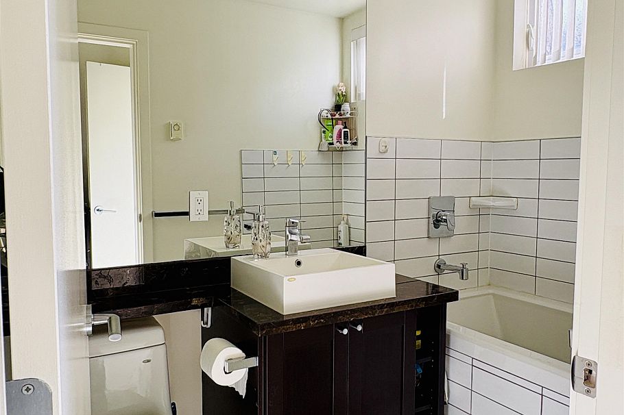 4886 Eldorado Mews Vancouver, BC - 14