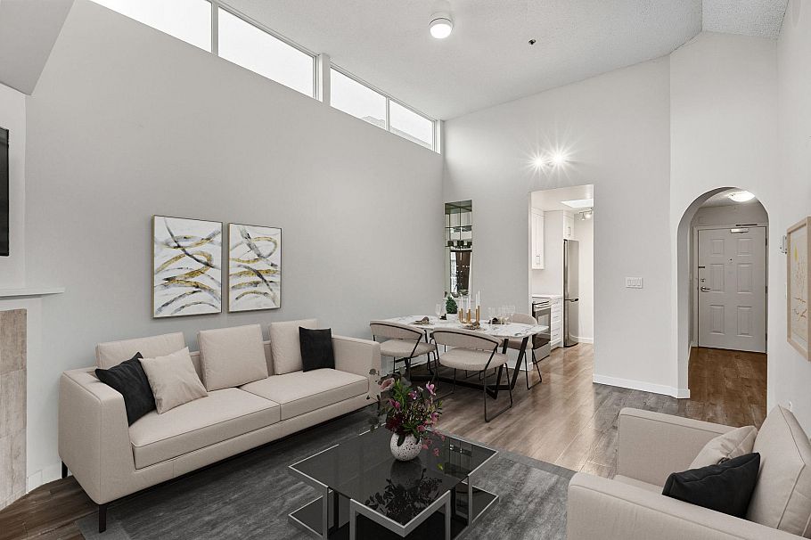 403 1147 Nelson Street Vancouver, BC - 1