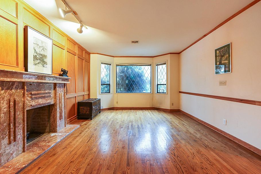 1091 Richelieu Avenue Vancouver, BC - 4