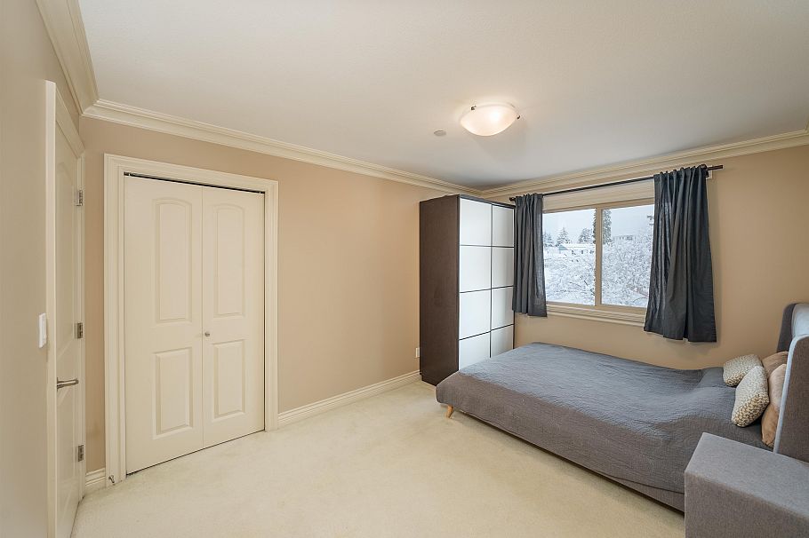 607 W 53 Avenue Vancouver, BC - 33