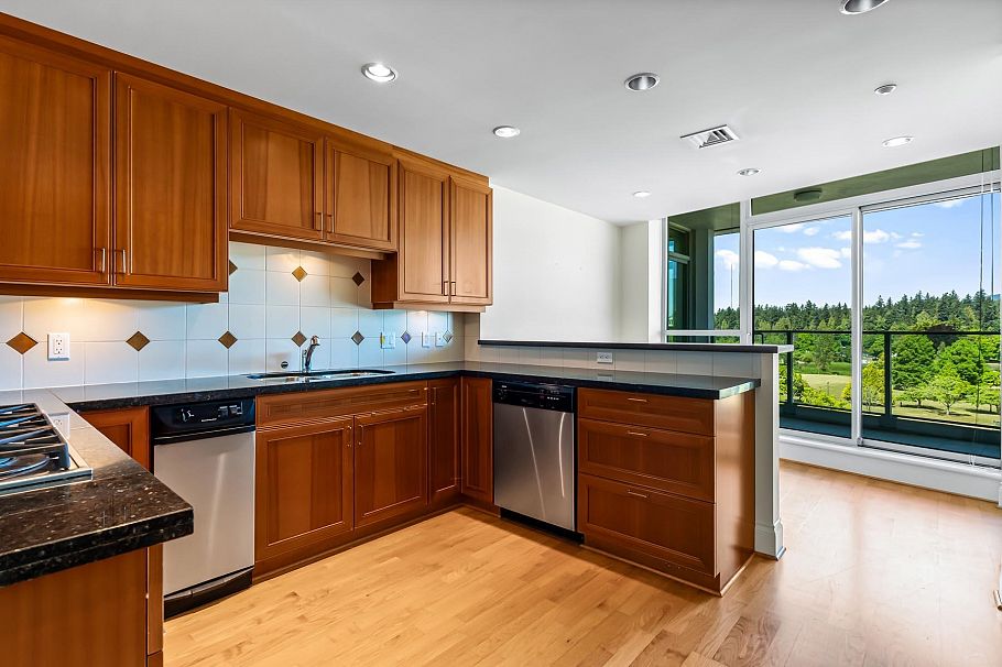 602 1777 Bayshore Drive Vancouver, BC - 12