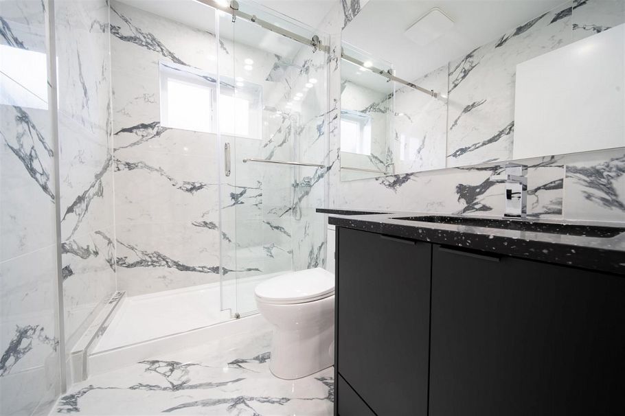 2 3576 E Pender Street Vancouver, BC - 28