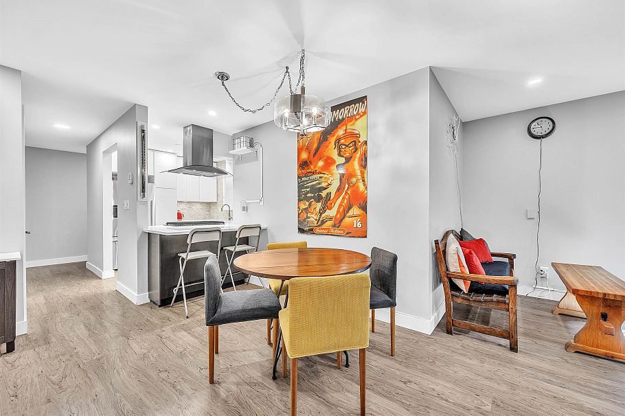 2433 W 6th Avenue Vancouver, BC - 5