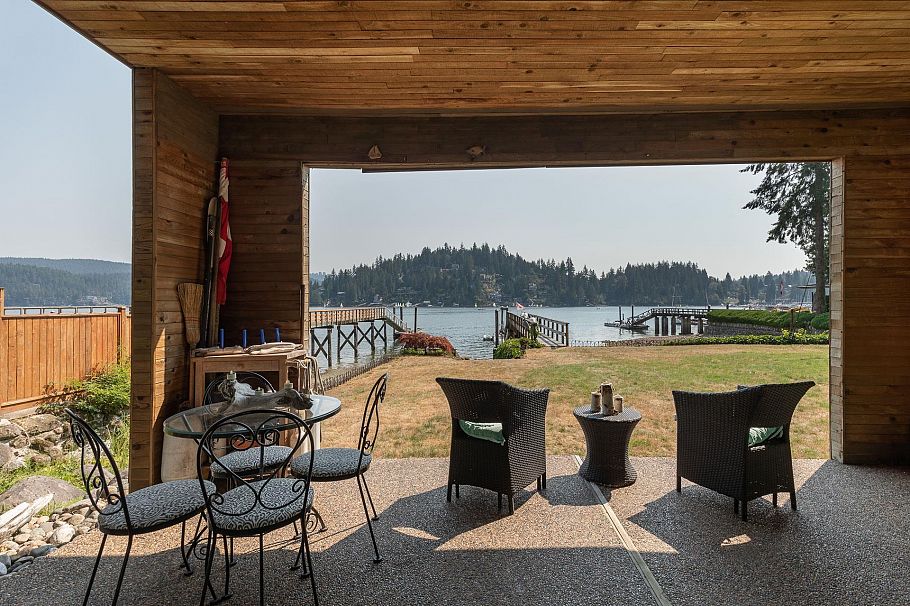 2802 Panorama Drive North Vancouver, BC - 32