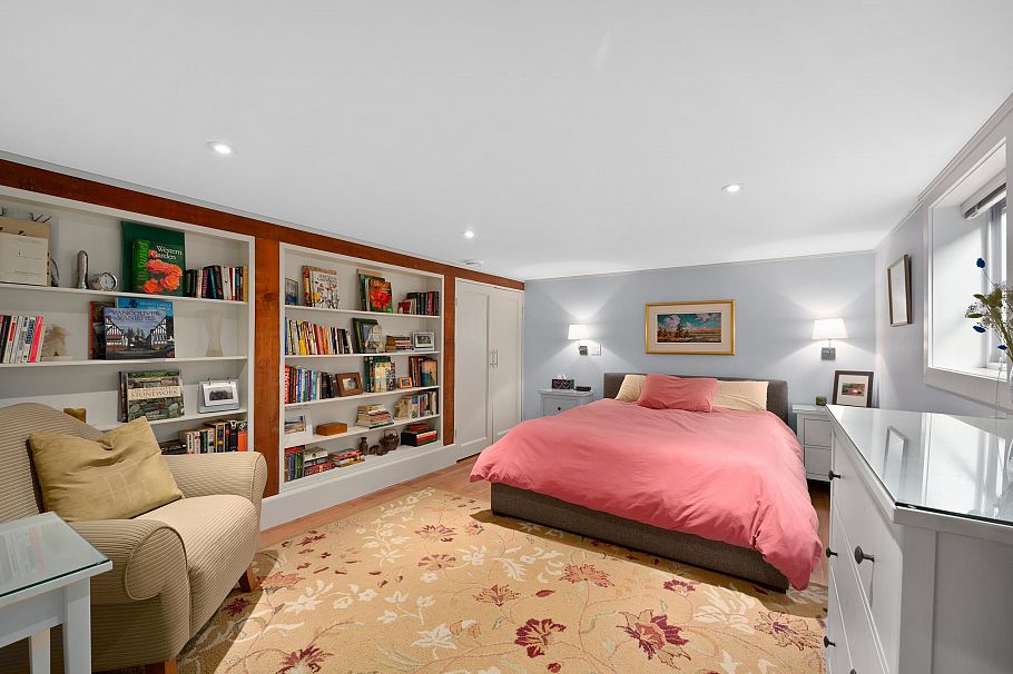 2906 W 12th Avenue Vancouver, BC - 17