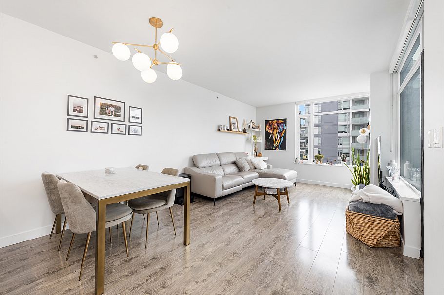 1103 110 Switchmen Street Vancouver, BC - 2