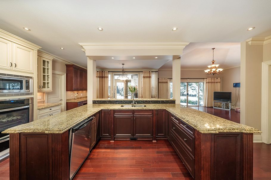 607 W 53 Avenue Vancouver, BC - 15