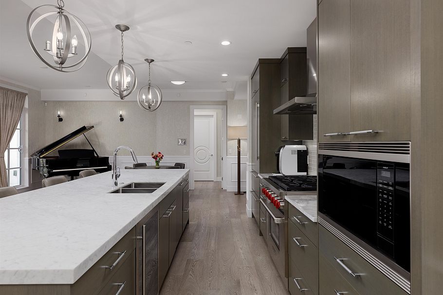 304 1009 Laurier Avenue Vancouver, BC - 8