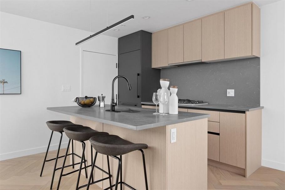 3 6768 Oak Street Vancouver, BC - 2