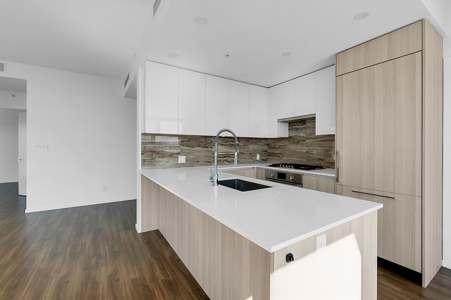 4402 1888 Gilmore Avenue Burnaby, BC - 10