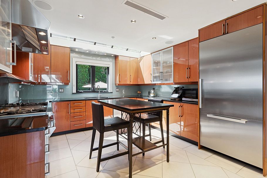 4468 W 1st Avenue Vancouver, BC - 19