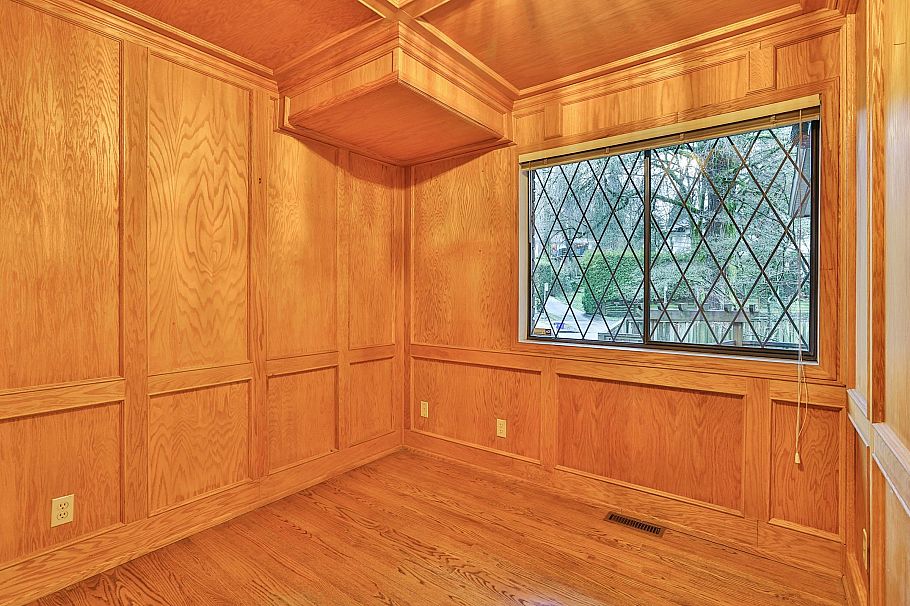 1091 Richelieu Avenue Vancouver, BC - 14