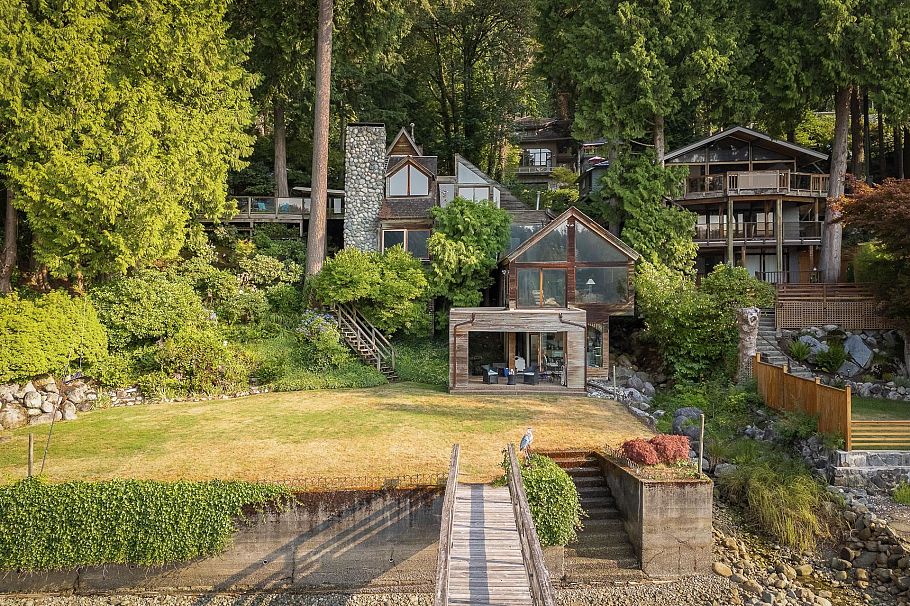 2802 Panorama Drive North Vancouver, BC - 37