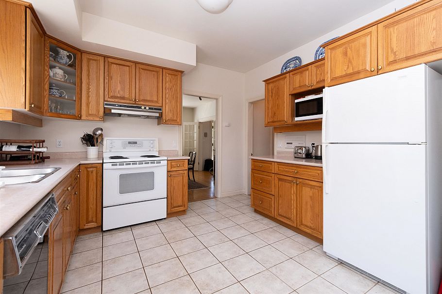 1758 Western Parkway Vancouver, BC - 17