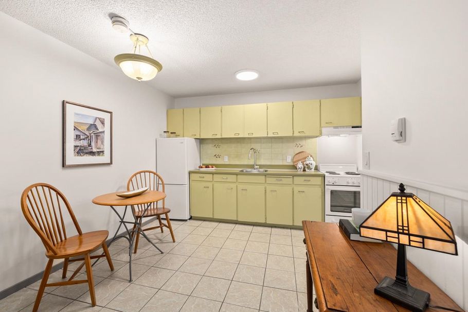 312 2033 W 7th Avenue Vancouver, BC - 11