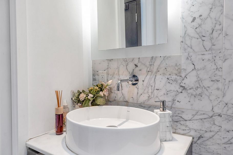 1601 1499 W Pender Street Vancouver, BC - 19