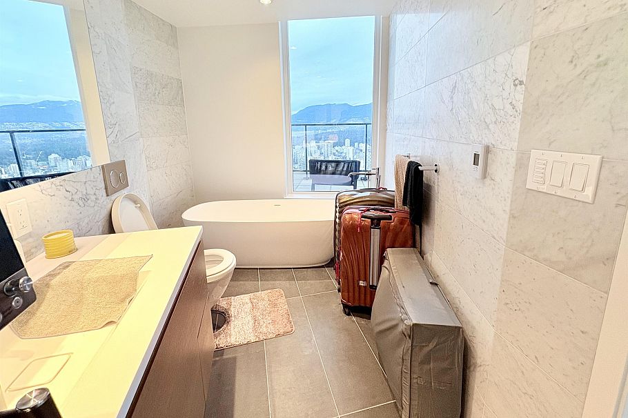 5901 1289 Hornby Street Vancouver, BC - 13